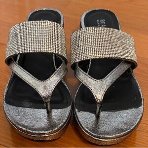 Reaction Kenneth Cole Silver Rhinestone Platform Thong Sandals